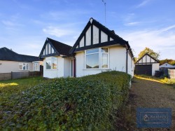 Images for Centre Drive, Newmarket
