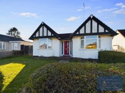 Images for Centre Drive, Newmarket