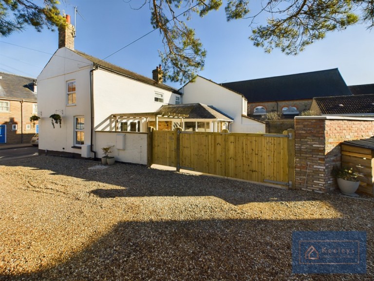 Images for Victoria Street, Littleport, Ely EAID:277a5fb6607f08e9830727af8daa5695 BID:1