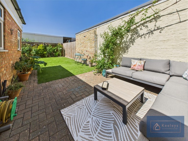Images for Carter Street, Fordham, Ely EAID:277a5fb6607f08e9830727af8daa5695 BID:1