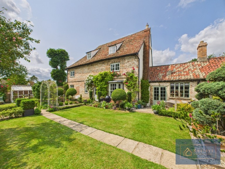 Images for High Street, Chippenham, Ely EAID:277a5fb6607f08e9830727af8daa5695 BID:1
