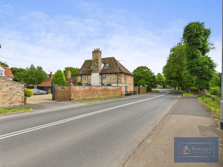 Images for High Street, Chippenham, Ely EAID:277a5fb6607f08e9830727af8daa5695 BID:1