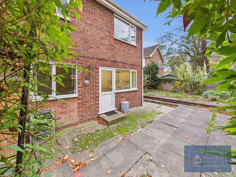 Images for Broad Street, Ely EAID:277a5fb6607f08e9830727af8daa5695 BID:1