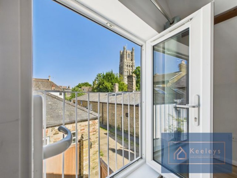 Images for 4 Chantry Lane, ELY, Cambridgeshire, CB7 EAID:ely BID:ELY