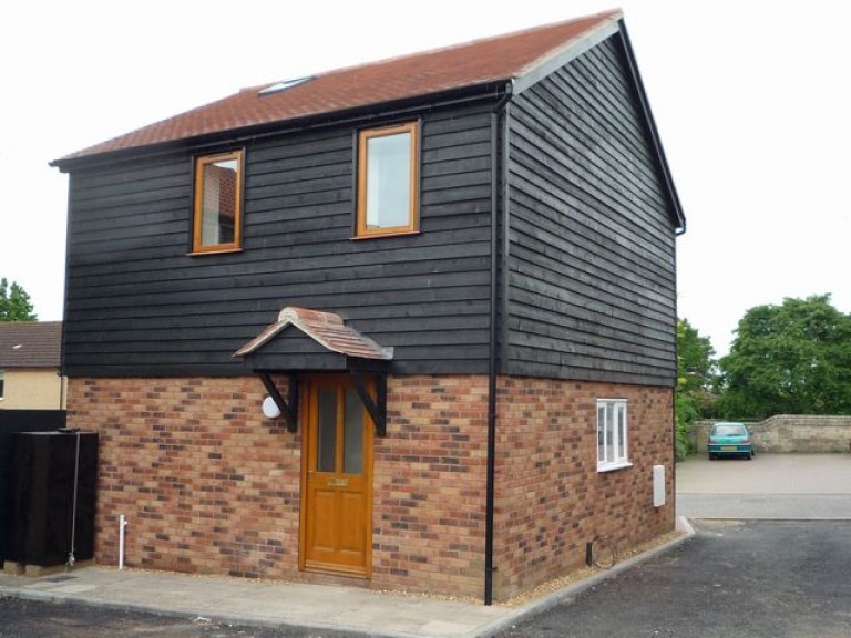 Images for Mill Yard, Haddenham, ELY, Cambridgeshire, CB6 EAID:ely BID:ELY