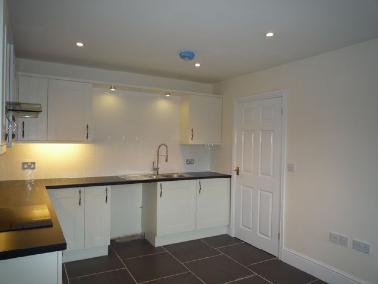 Images for Mill Yard, Haddenham, ELY, Cambridgeshire, CB6 EAID:ely BID:ELY