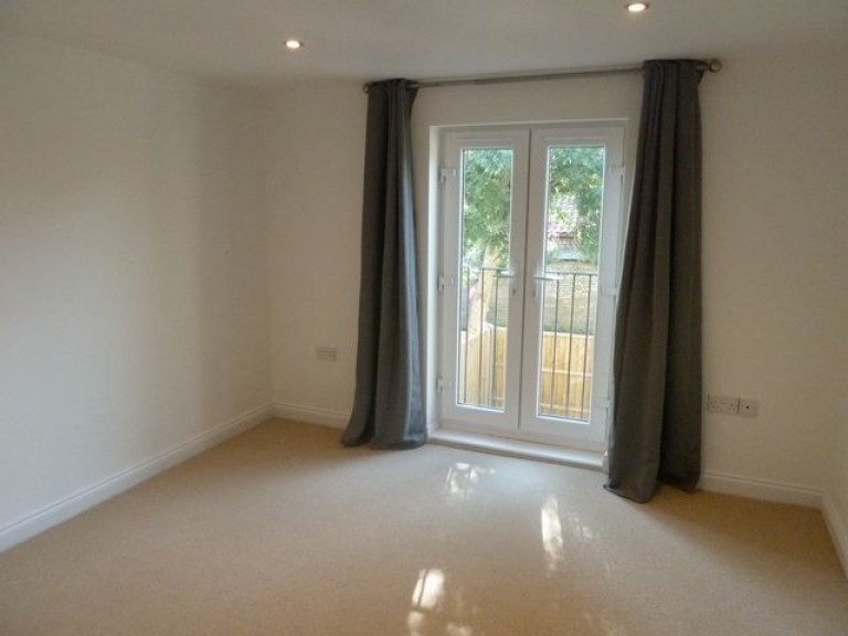 Images for Waterside, ELY, Cambridgeshire, CB7 EAID:ely BID:ELY