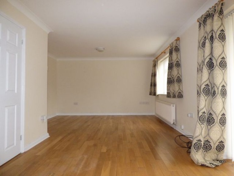 Images for High Street, Sutton, ELY, Cambridgeshire, CB6 EAID:ely BID:ELY