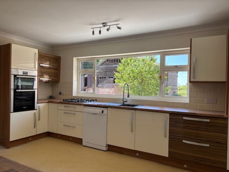 Images for High Street, Stretham, ELY, Cambridgeshire, CB6 EAID:ely BID:ELY