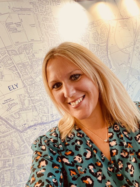 Amanda , Office Manager